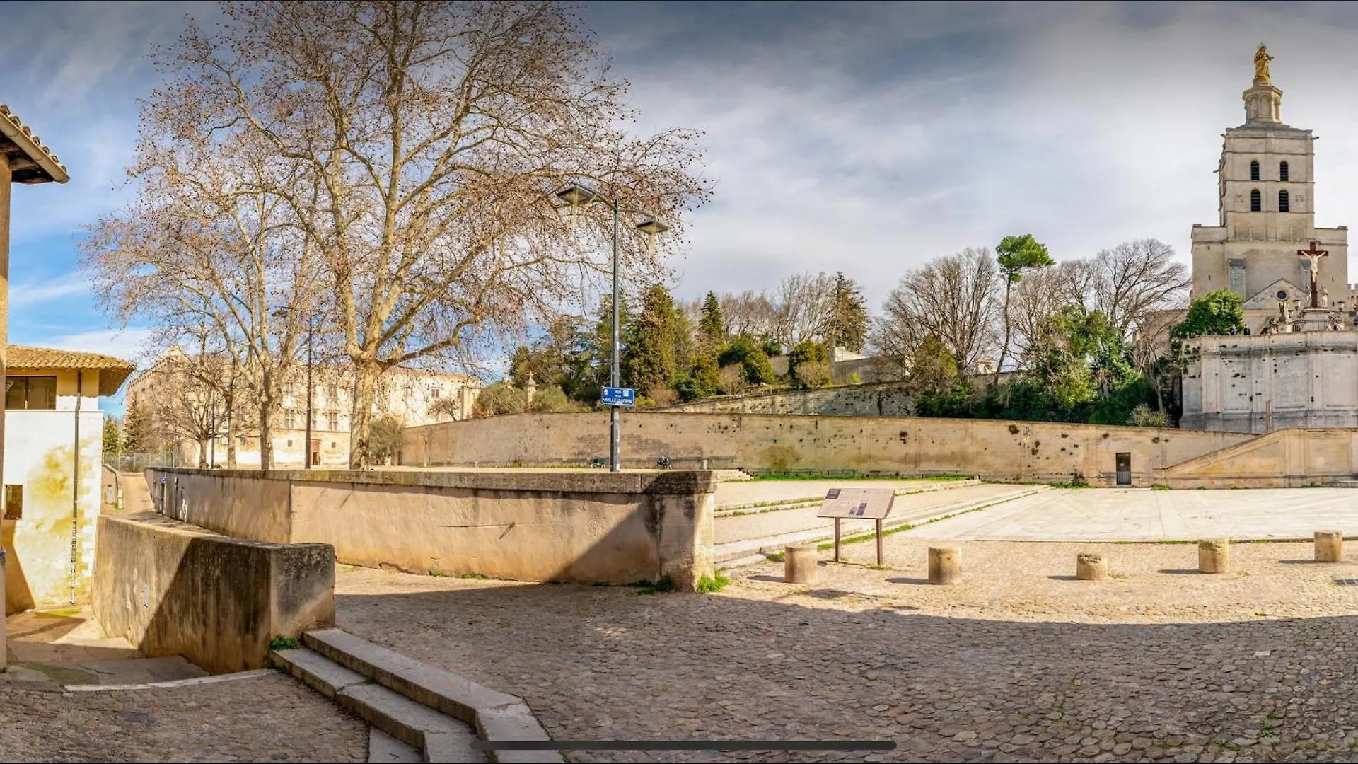Au Pied Du Palais Clim Parking Daire Avinyon